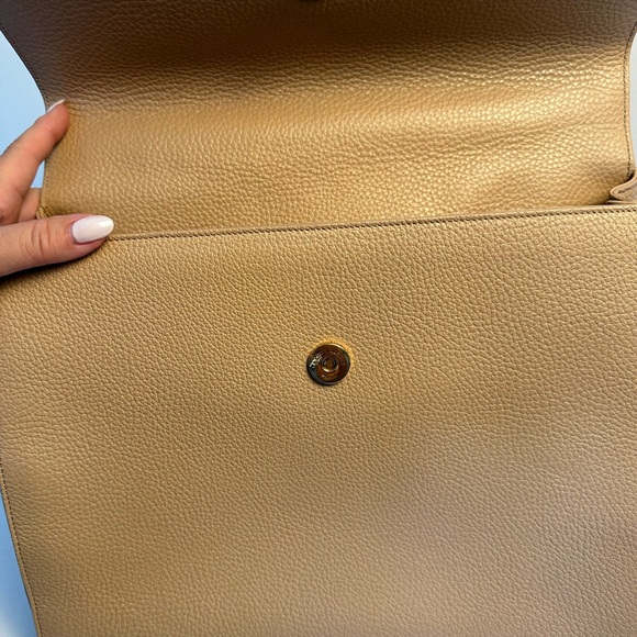 Ysl tote in beige grained leather. *lv twilly scarf not included - Picture 8 of 15